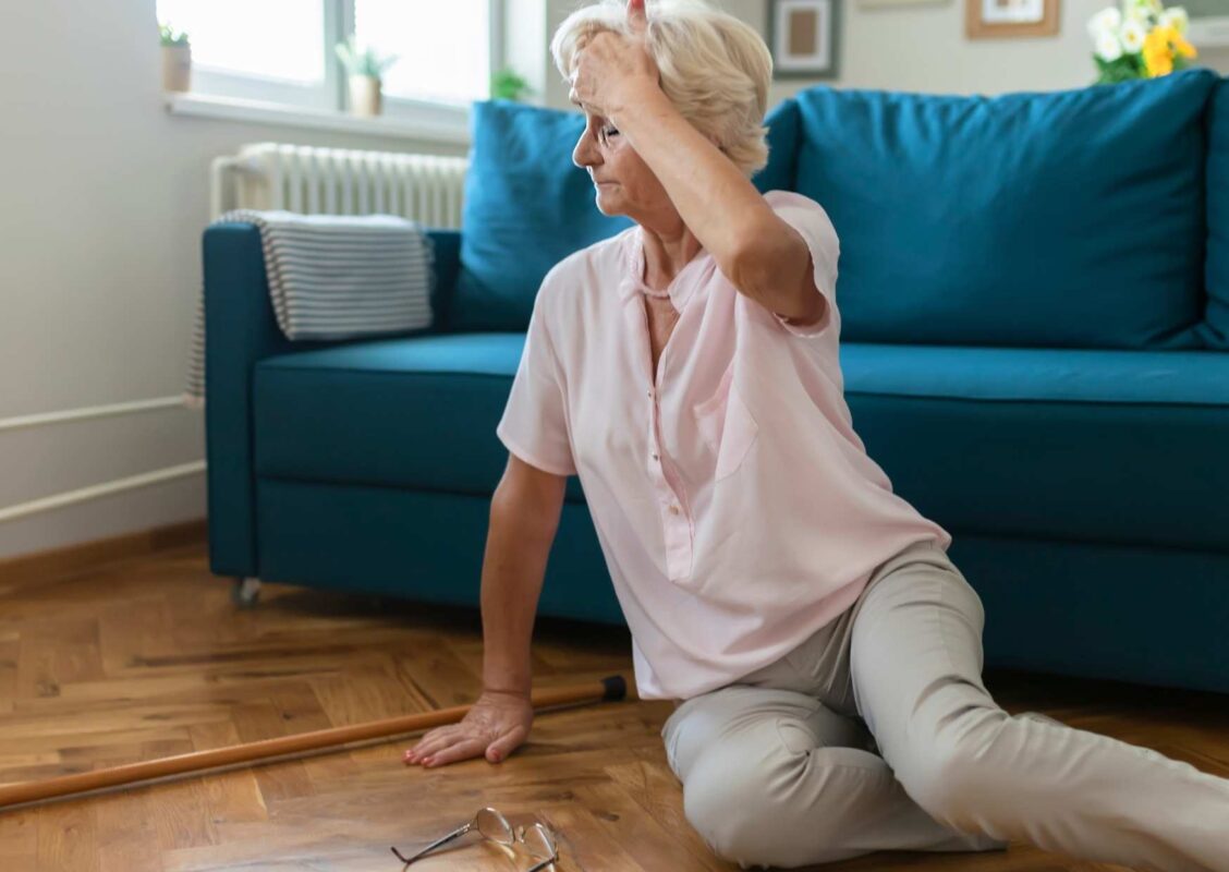 Cómo levantarse del suelo con seguridad